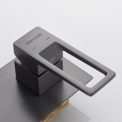 Смеситель с гигиеническим душем Shevanik S6805T