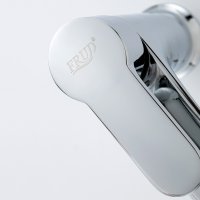 Смеситель для раковины Frud R10157