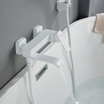 Смеситель для ванны Shevanik S4002C