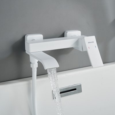 Смеситель для ванны Shevanik S4002C