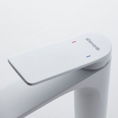 Смеситель для раковины Shevanik S4101C