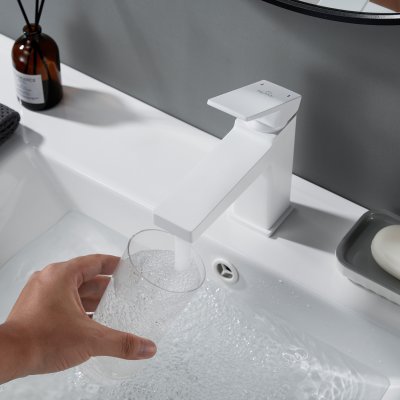 Смеситель для раковины Rose R2801C