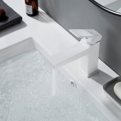 Смеситель для раковины Rose R2801C