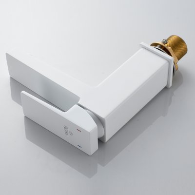 Смеситель для раковины Rose R2801C