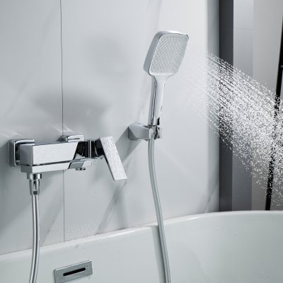 Смеситель для ванны Rose R2802