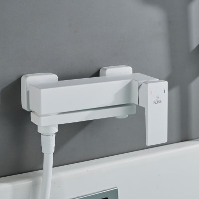 Смеситель для ванны Rose R2802C