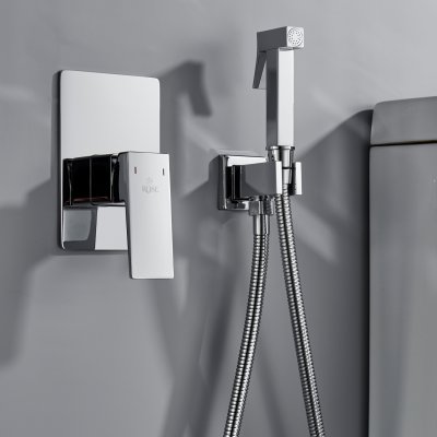 Смеситель с гигиеническим душем Rose R2805