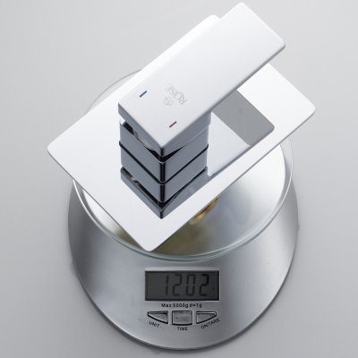 Смеситель с гигиеническим душем Rose R2805