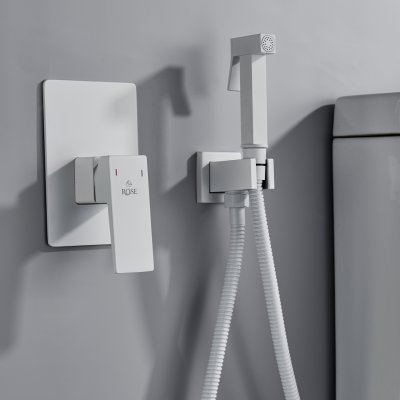 Смеситель с гигиеническим душем Rose R2805C