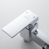 Смеситель с гигиеническим душем Rose R2805-1