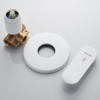 Смеситель с гигиеническим душем Shevanik S4505C