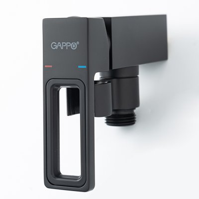 Смеситель с гигиеническим душем Gappo G7217-16