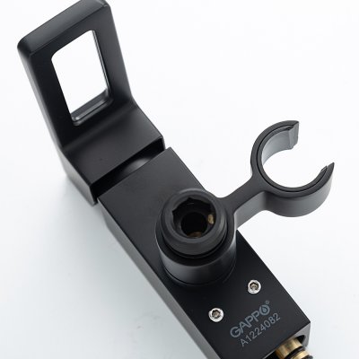 Смеситель с гигиеническим душем Gappo G7217-16