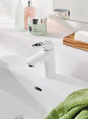 Смеситель для раковины Grohe Eurostyle New 33558LS3